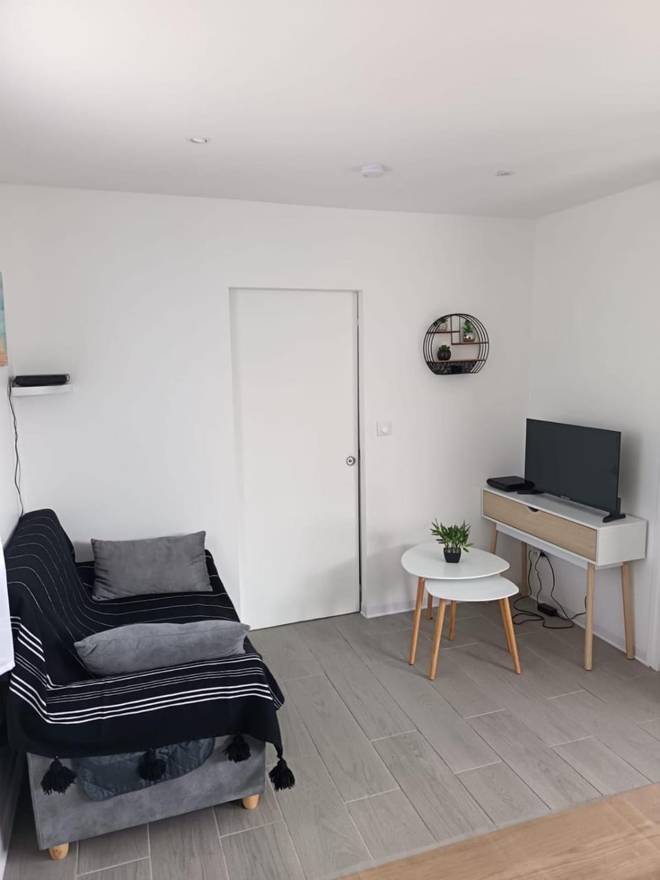 TV and multimedia, Living room, Seating area