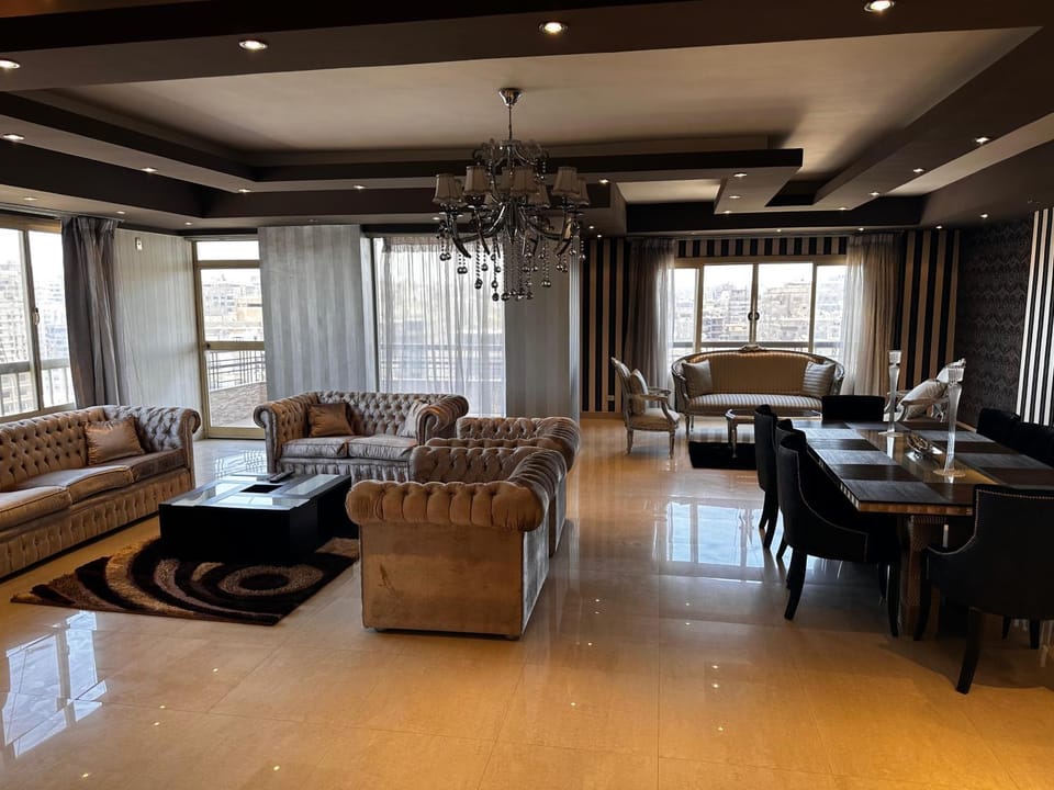 Modern Spacious Apartment in Nasr City near City Stars and Shopping Apartment in Cairo Governorate