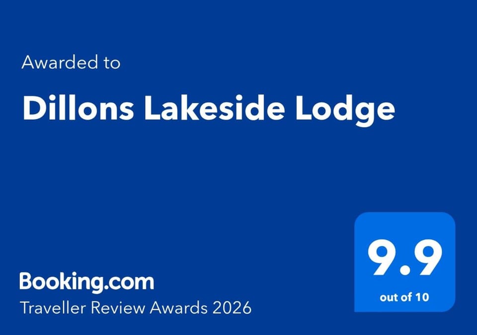 Dillons Lakeside Lodge Chalet in Wales