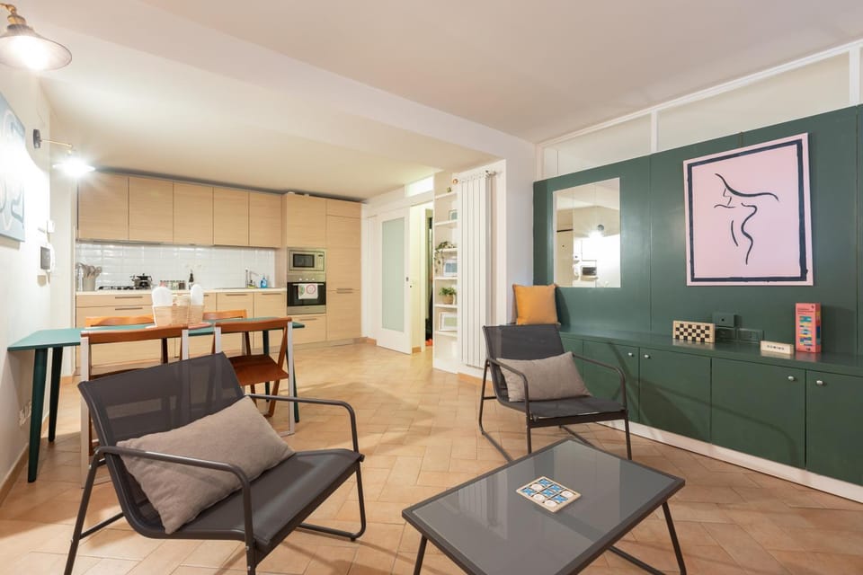Kitchen or kitchenette, Living room, Dining area