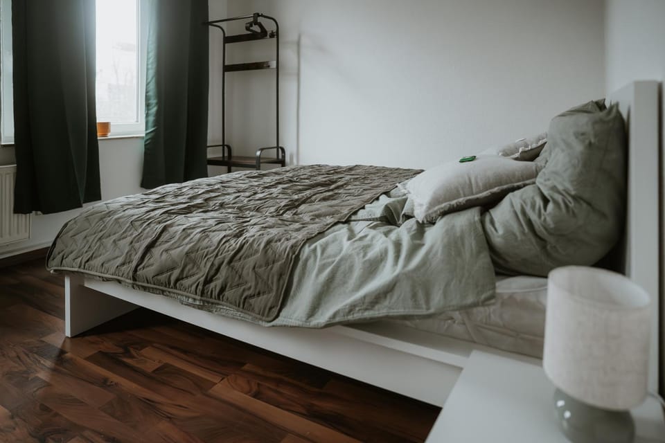 Bed, Photo of the whole room, Bedroom