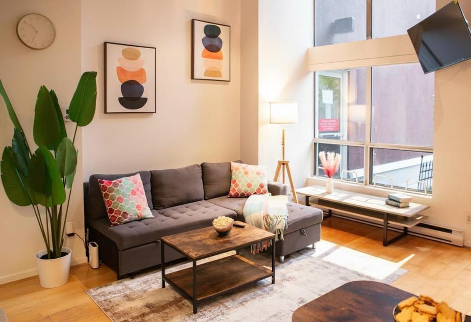 The Urban Lofts Apartment in Vancouver