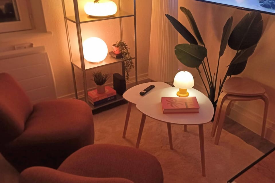 Communal lounge/ TV room, TV and multimedia, Living room