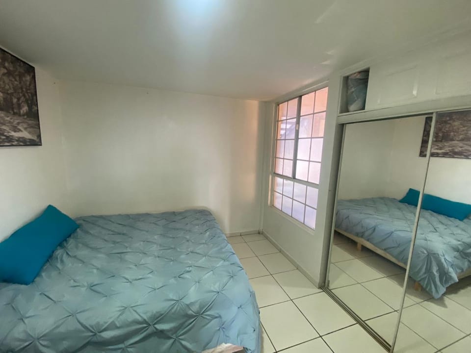 Habitación en departamento con vista a la ciudad Vacation rental in Tijuana