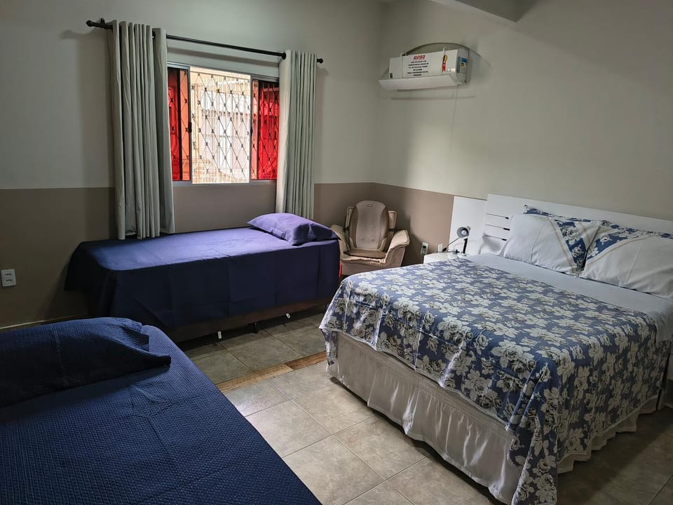 Bed, Bedroom, air conditioner