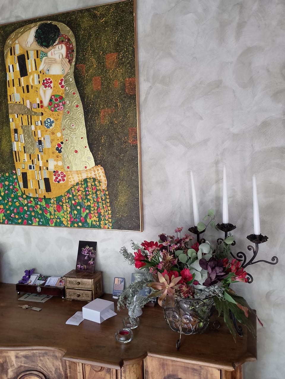 Lobby or reception, Decorative detail