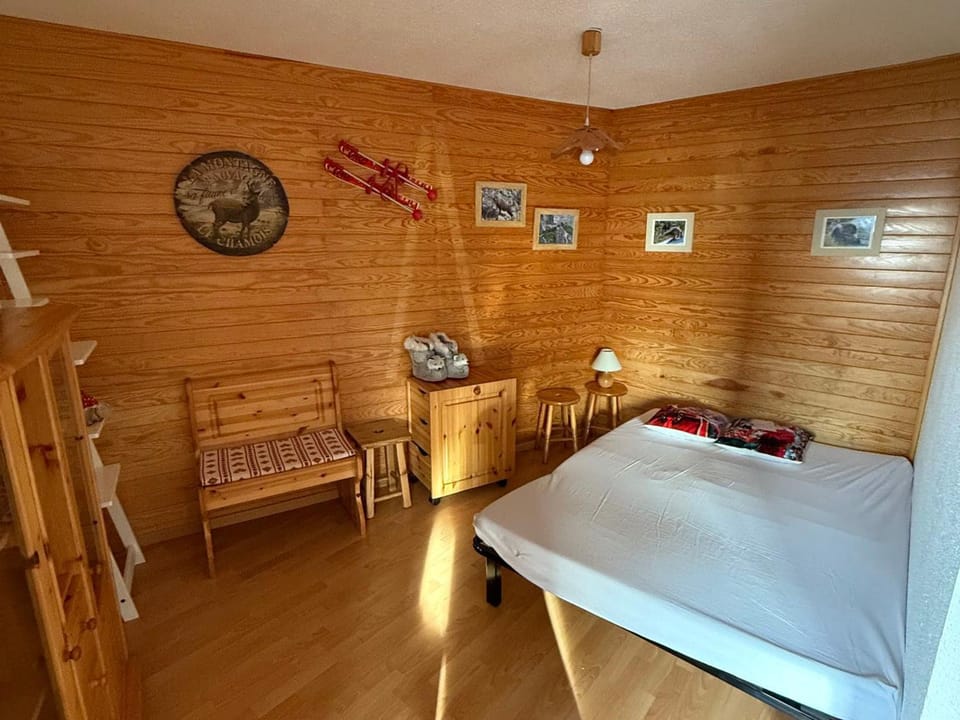 Appartement cosy 3 pièces, 6 personnes, Prapoutel - FR-1-557-136 Apartment in Auvergne-Rhône-Alpes