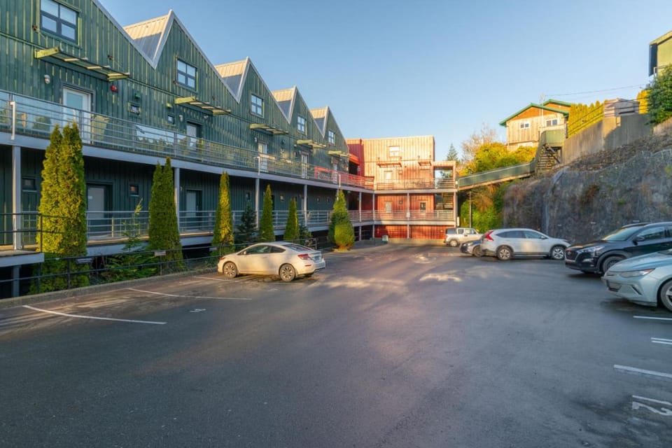 Property building, Parking