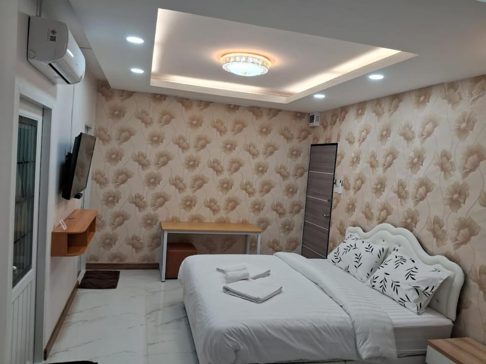 Photo of the whole room