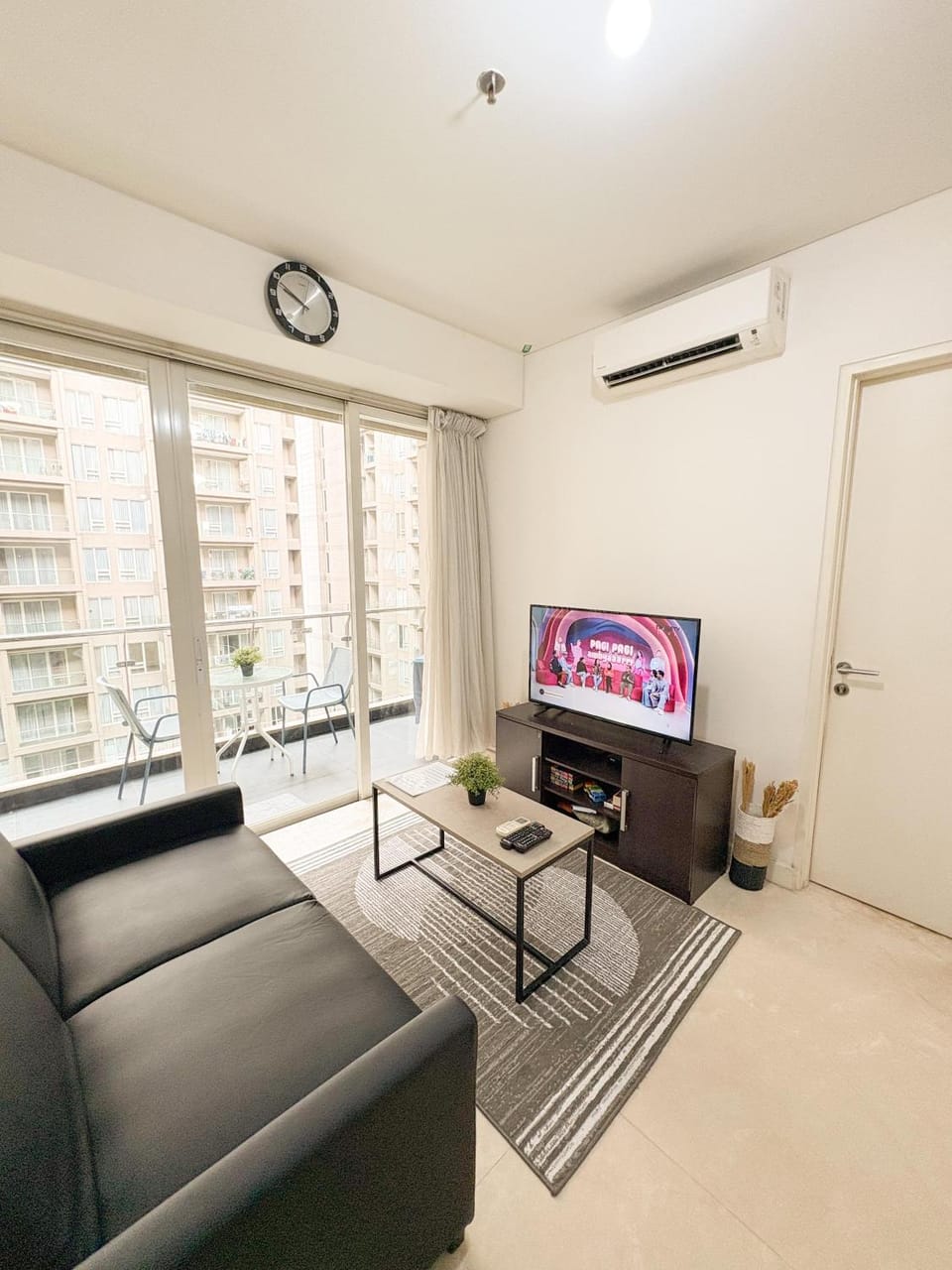 TV and multimedia, View (from property/room), Living room