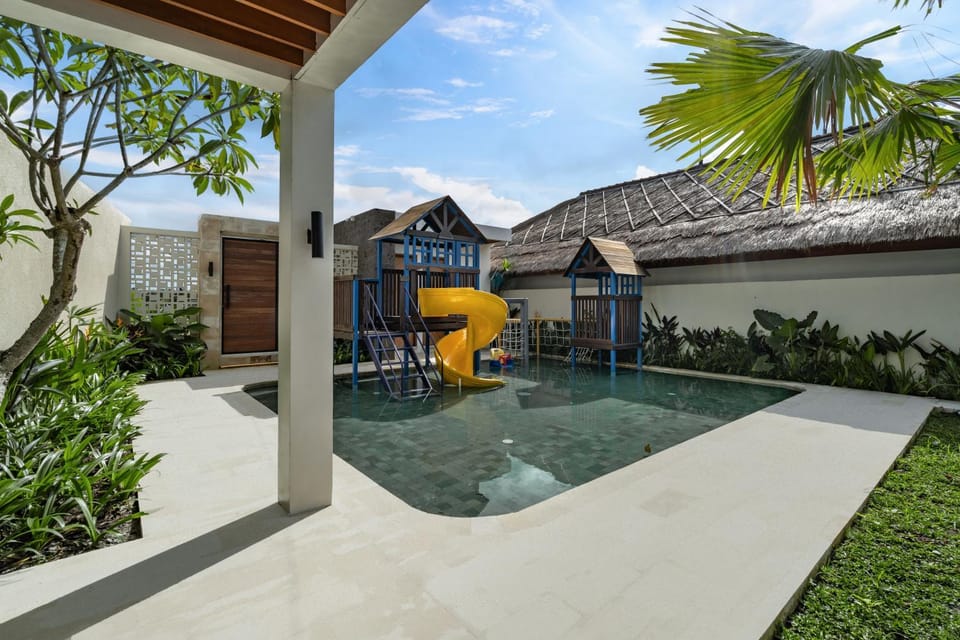 Property building, Swimming pool, children