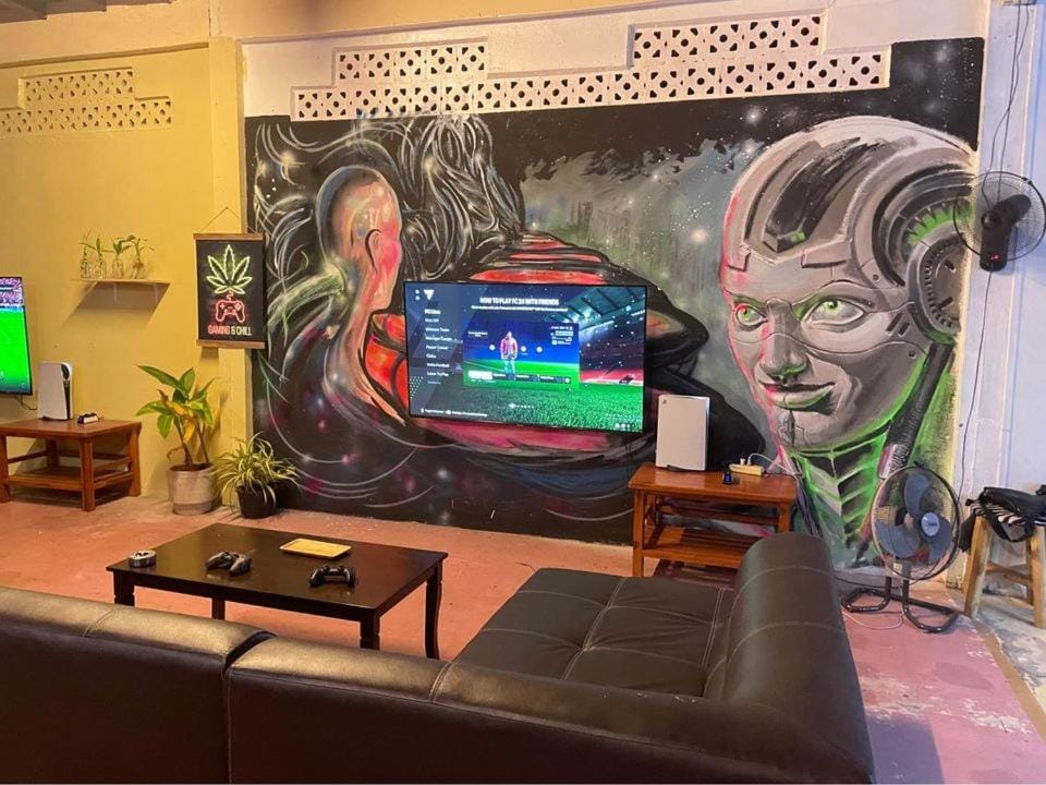 Space Pirates Social Club Hostel in Ban Tai