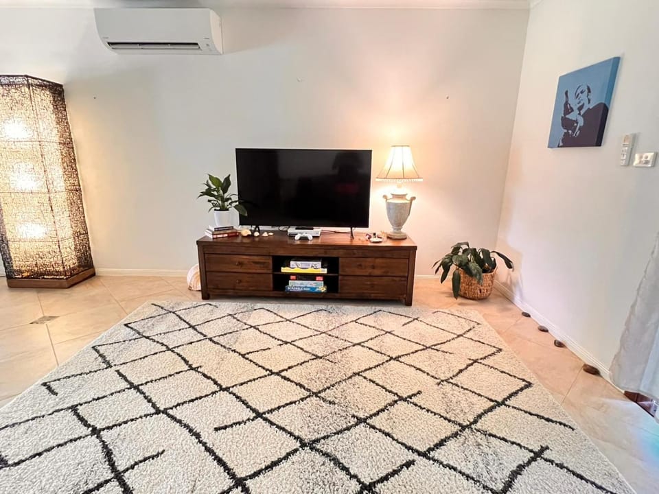 Tropical family beach house House in Cairns