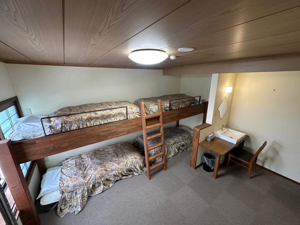 Photo of the whole room, bunk bed
