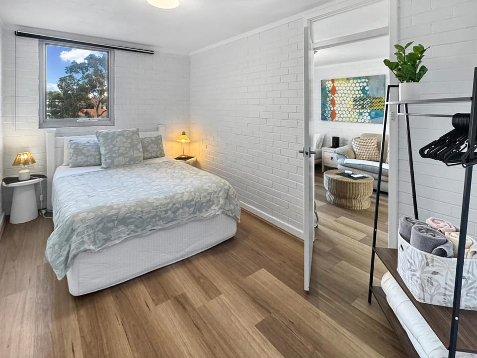 Right in Fremantle Apartment in Perth