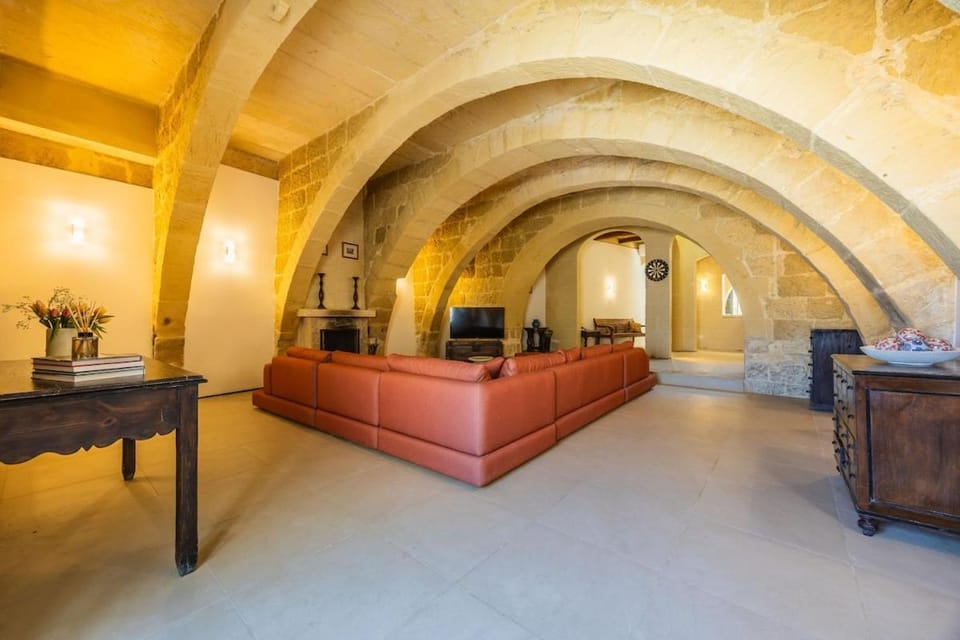 Lilla Bo - Ocean View Villa Apartment in Malta