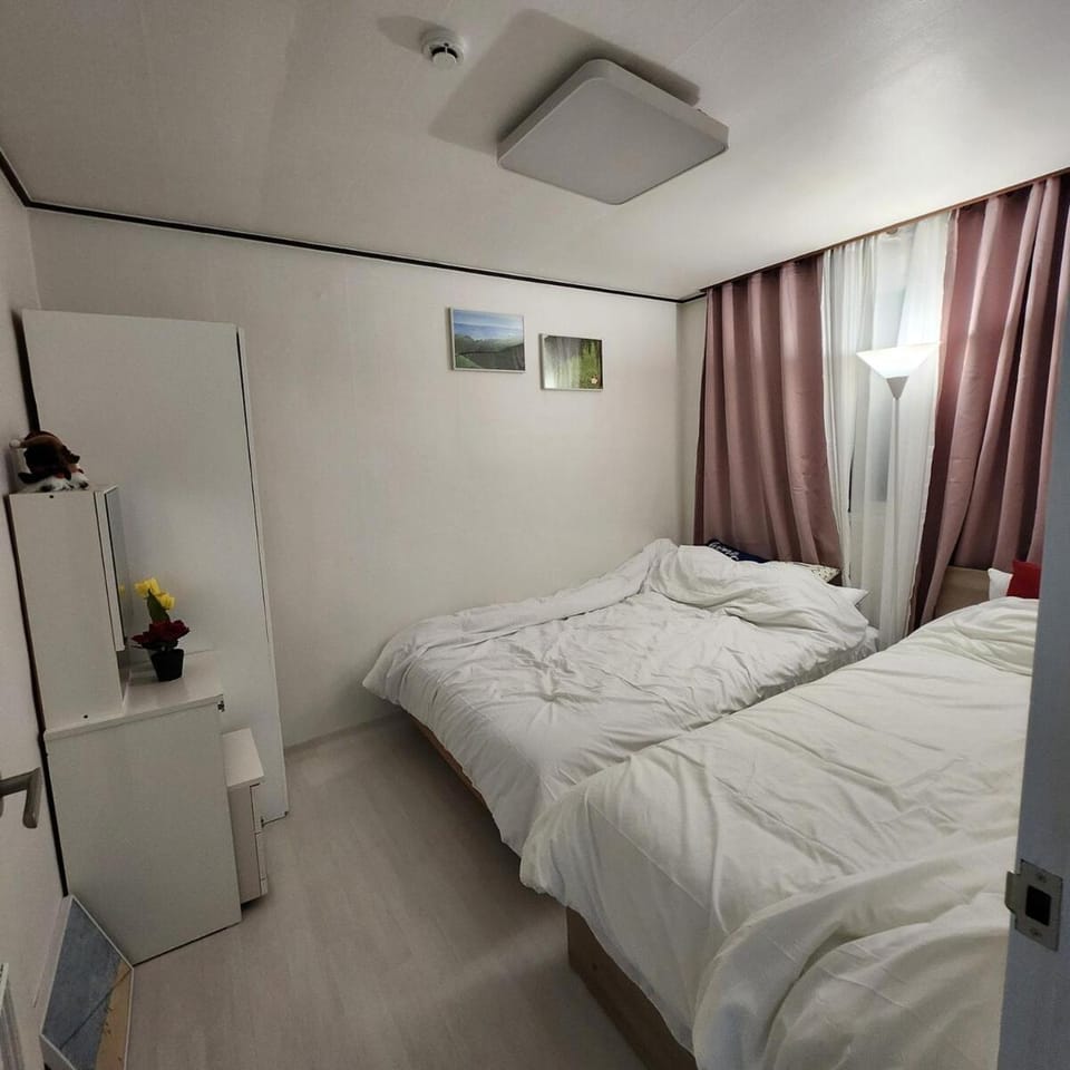 Sillim's Rest Area Villa in Seoul