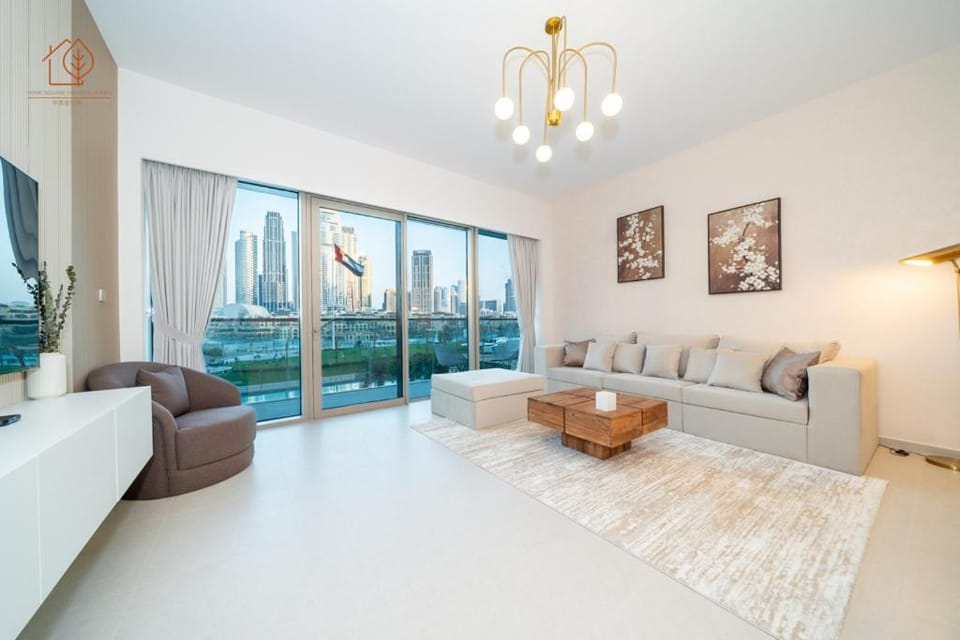 Cozy 2-Bed Home with Burj Khalifa Views 204GR-2 Apartment in Dubai