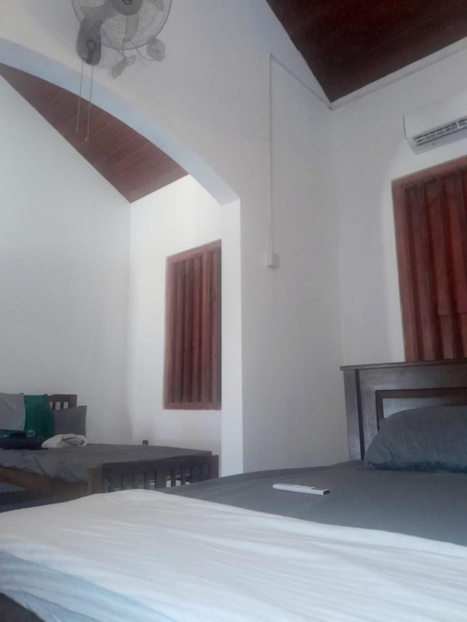 The Beach Club Wadduwa Villa & Sea food Restaurant Hotel in Wadduwa