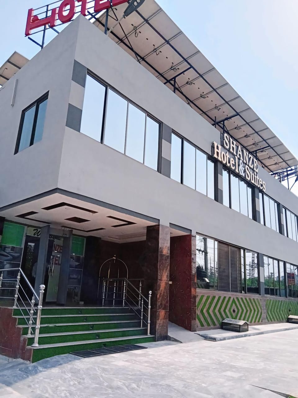 Shanze Hotel And Suites Hotel in Lahore