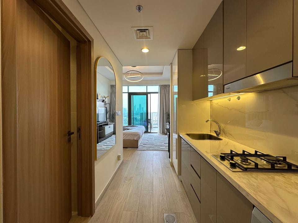 Kitchen or kitchenette, stove