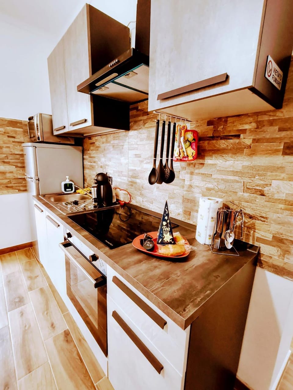 Coffee/tea facilities, Kitchen or kitchenette, Breakfast, kitchen