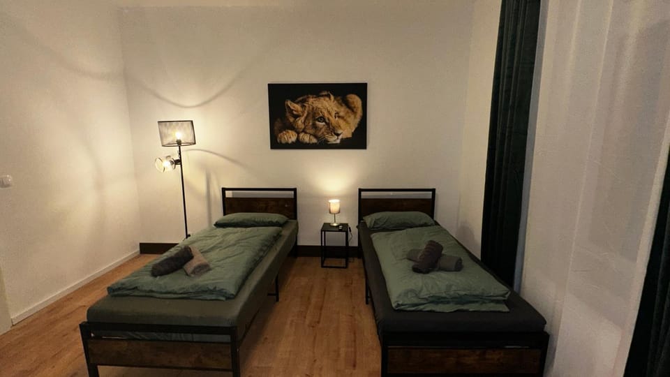 Live to Lion Apartment in Brunswick