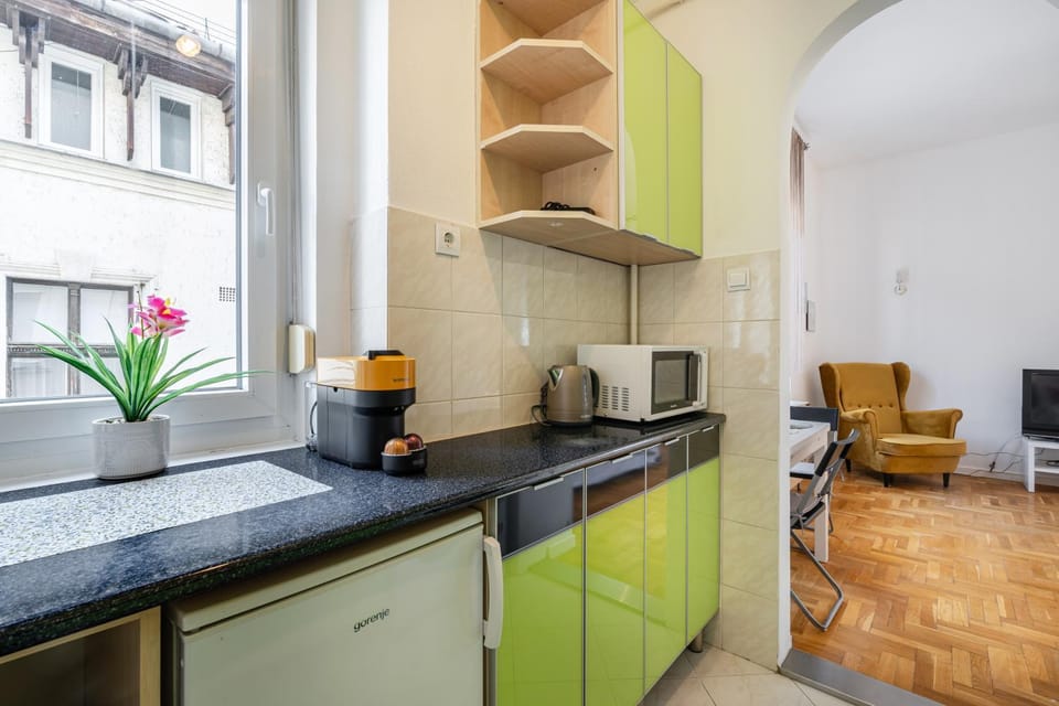 Maria Square Studio Apartment in Budapest