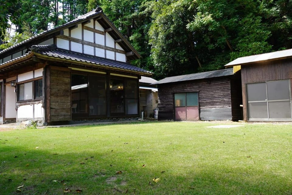 民泊Tsubaki House Bed and Breakfast in Fukuoka