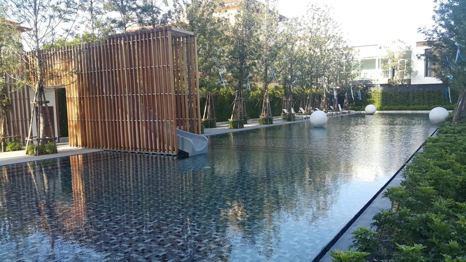 Property building, Swimming pool