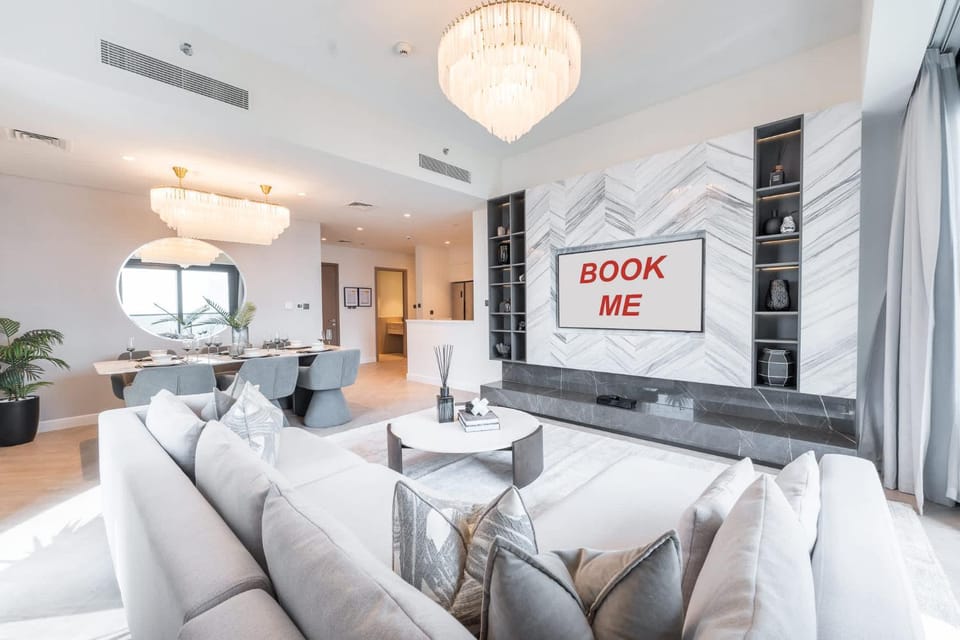 StayShort - Lux 3BR Downtown near Burj Khalifa Apartment in Dubai