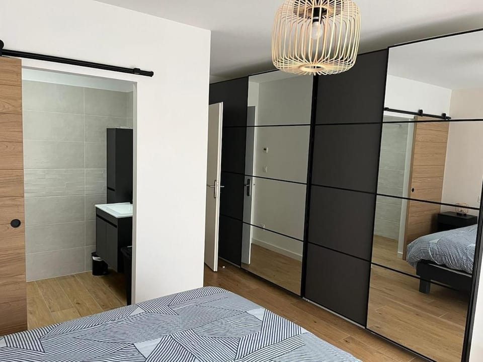 Villa L'Evasion, neuve, 4 chambres, 8pers, piscine chauffée Villa in Andernos-les-Bains