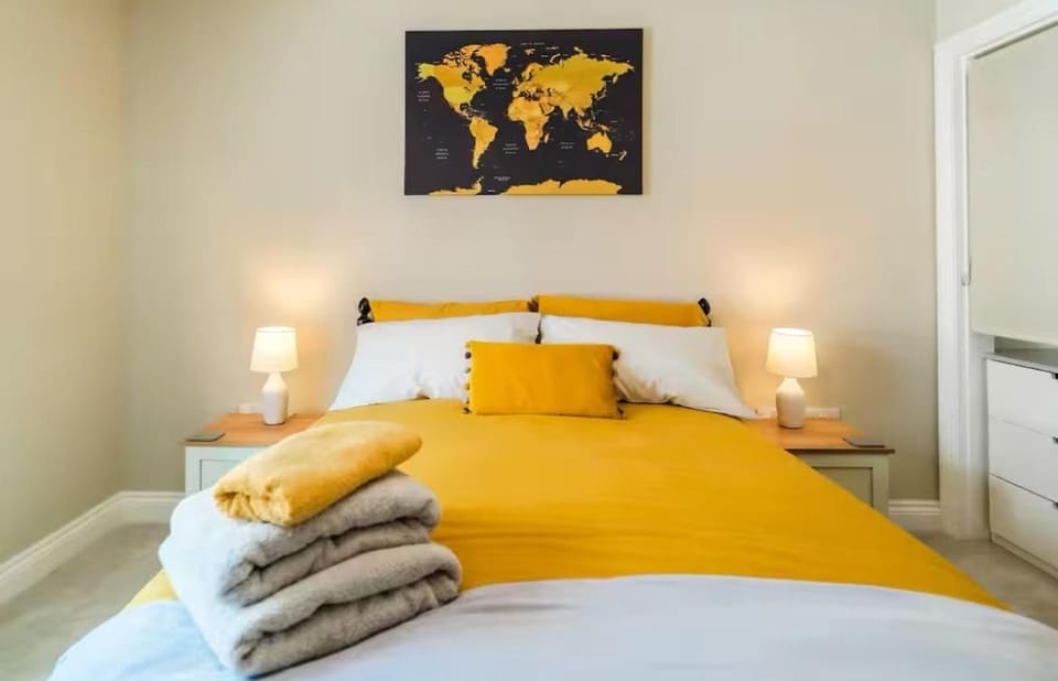 Spacious Home in Lincoln - Steeple View House, sleeps 4, free parking House in Lincoln
