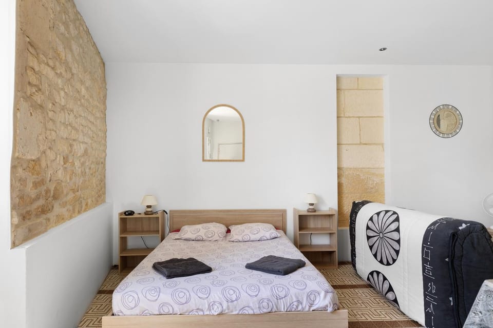 Property building, Living room, Bedroom