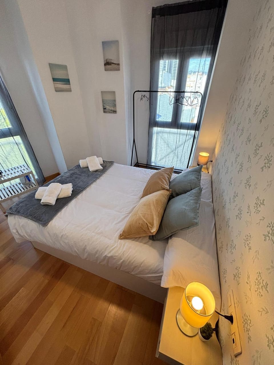 Bed, Off site, Bedroom