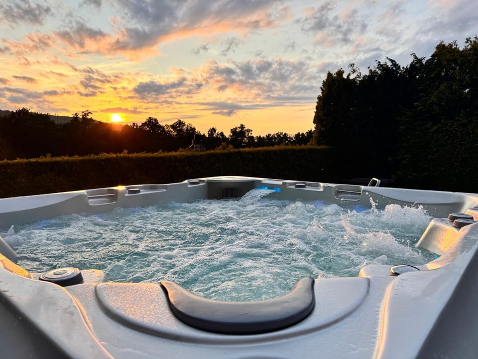 Hot Tub, Pool view, Sunset
