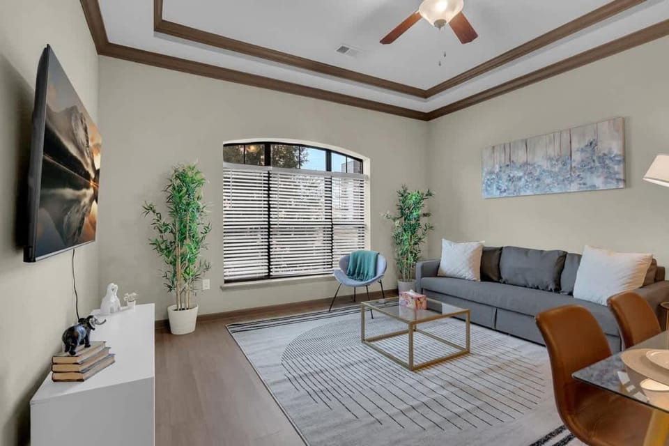 Cozy 1BR- Pool,Gym,Pkng,Near BOK Ctr&Arts Dstrct Apartment in Tulsa