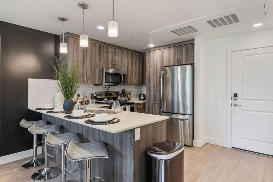 Cozy 1BR w Parking, Near Temple Sq & Delta Ctr Apartment in Salt Lake City