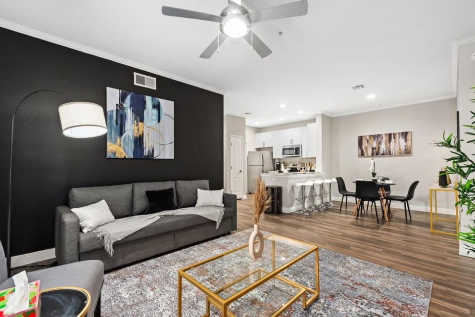 Cozy 2BR - Scottsdale, Pet-friendly, Sunrise Peak Apartment in Scottsdale