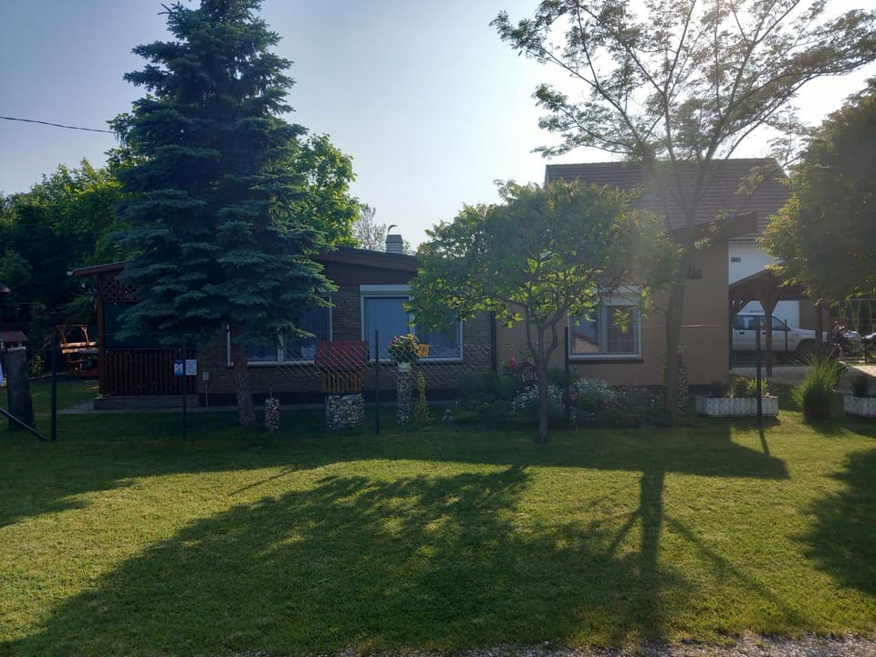 Tibor Vendégház House in Hungary