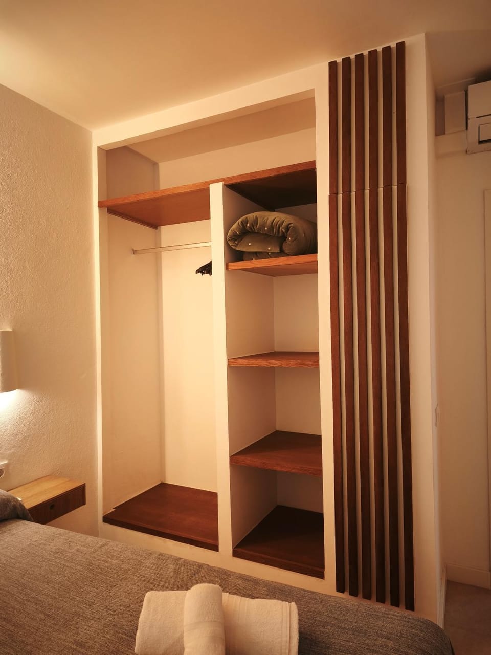 Bedroom, wardrobe