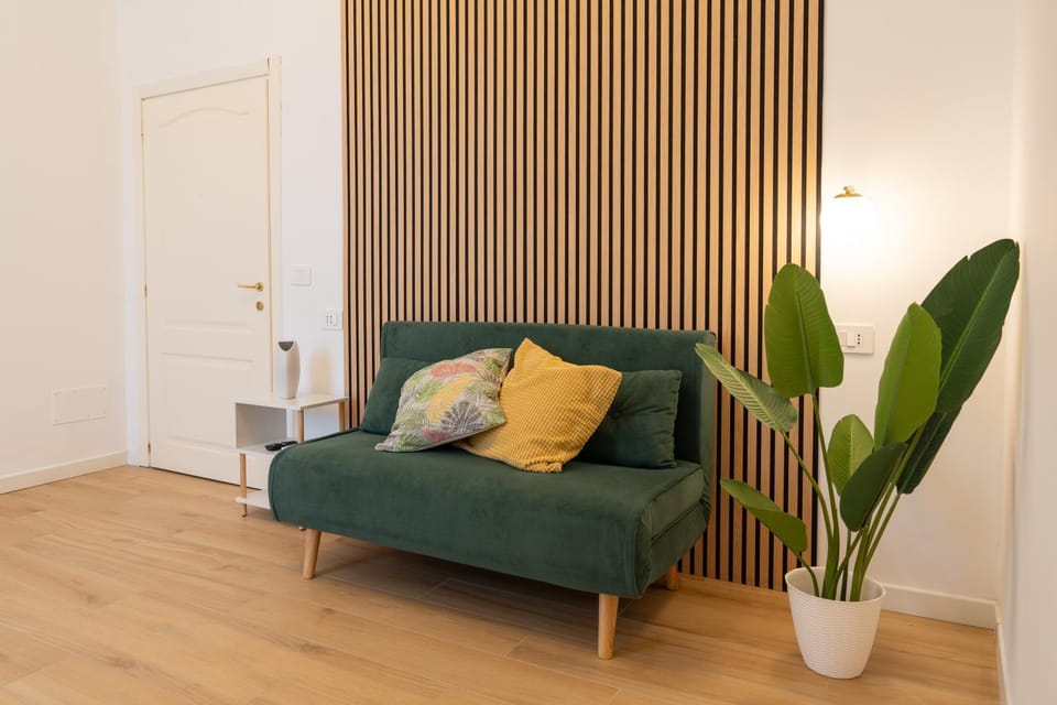 Bed, Living room