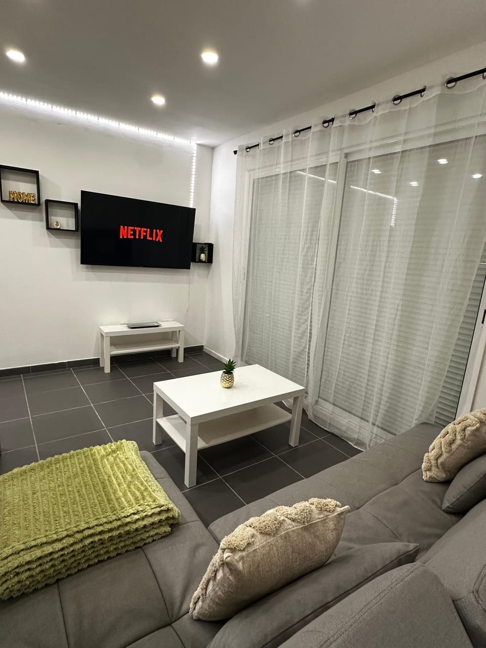 TV and multimedia, Living room
