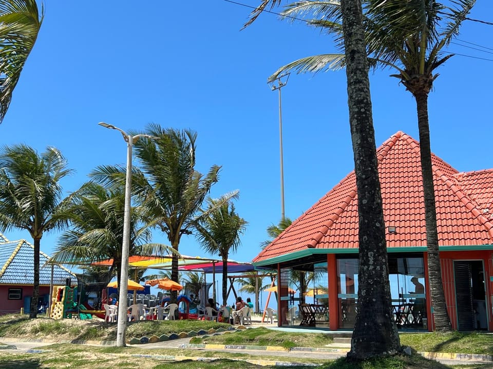 Kitnet pé na areia Peruibe House in Peruíbe