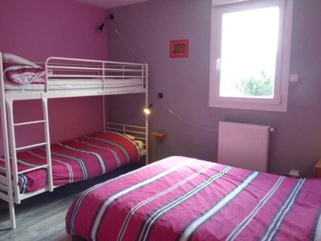 Photo of the whole room, Bedroom, bunk bed