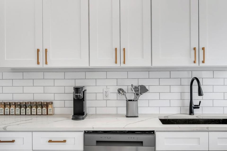 Historic Home in Prime Location-CWE Apartment in Saint Louis