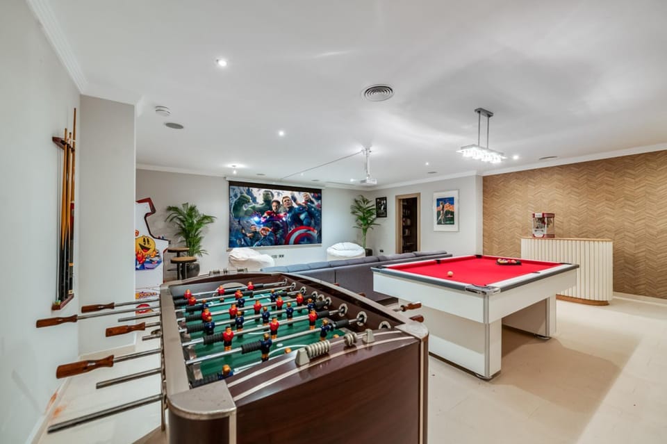 Billiard, TV and multimedia