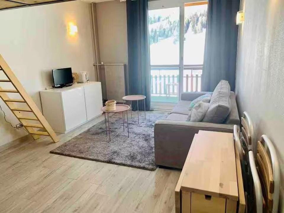 Non disponible Apartment in Provence-Alpes-Côte d'Azur