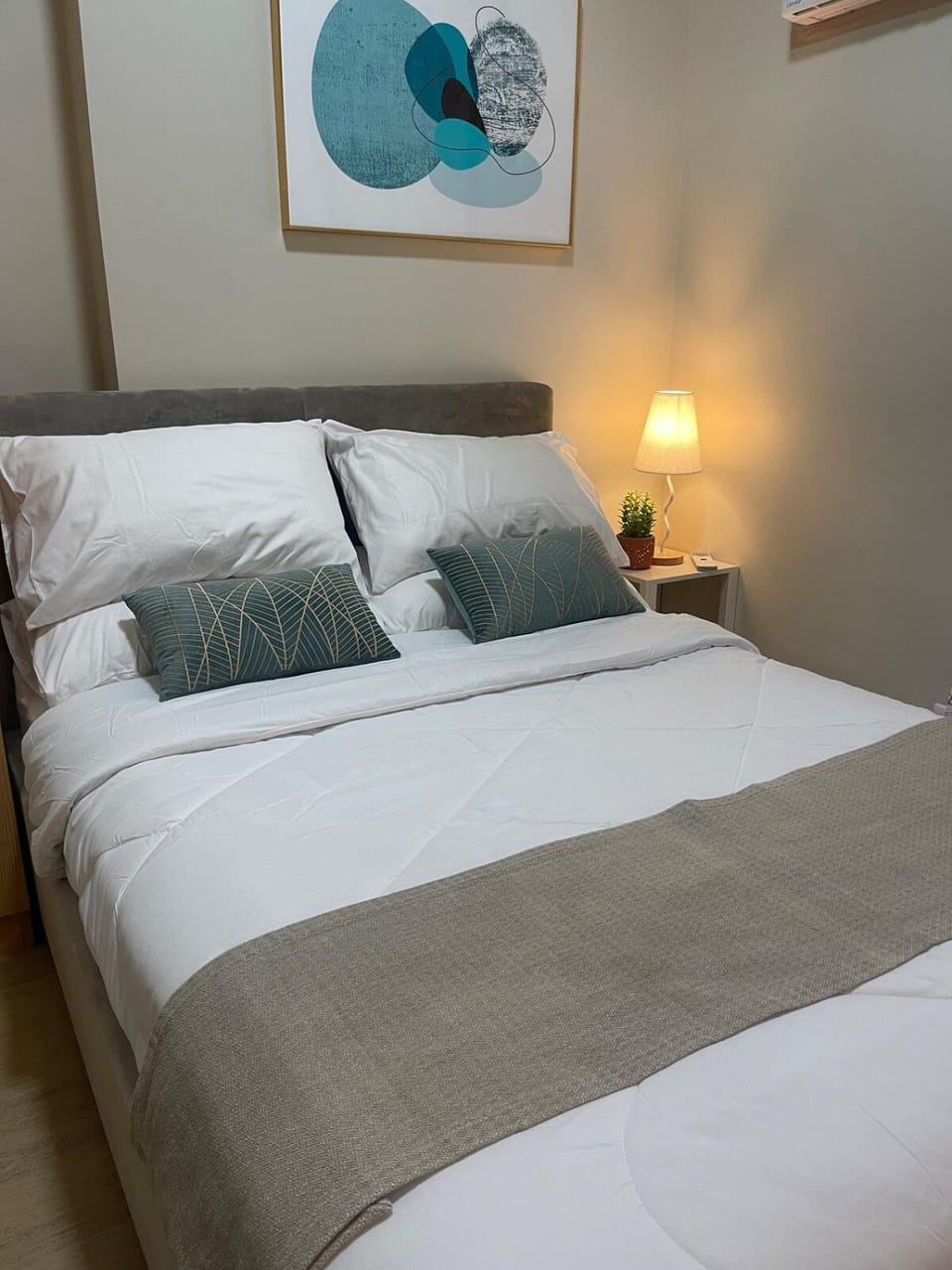 VansLoft Apartment in Iloilo City