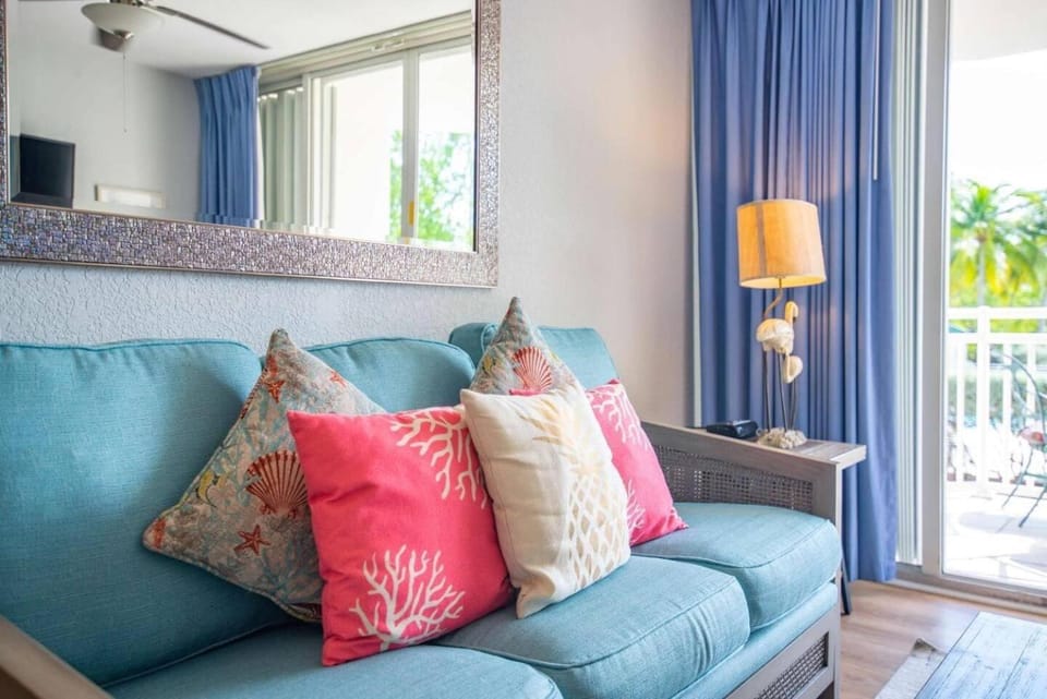 The Butterfly Nest - Sunrise Suites Apartment in Key West
